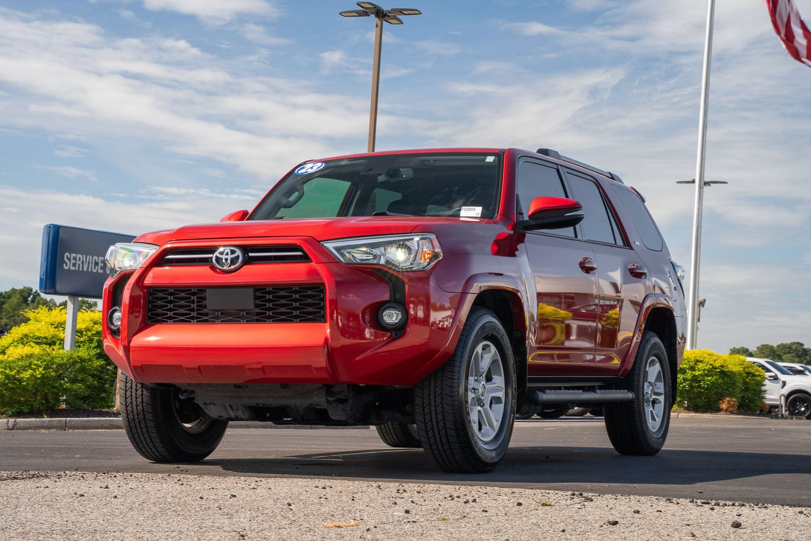 Used 2023 Toyota 4Runner SR5 Premium w/ Moonroof Package RWD image 4