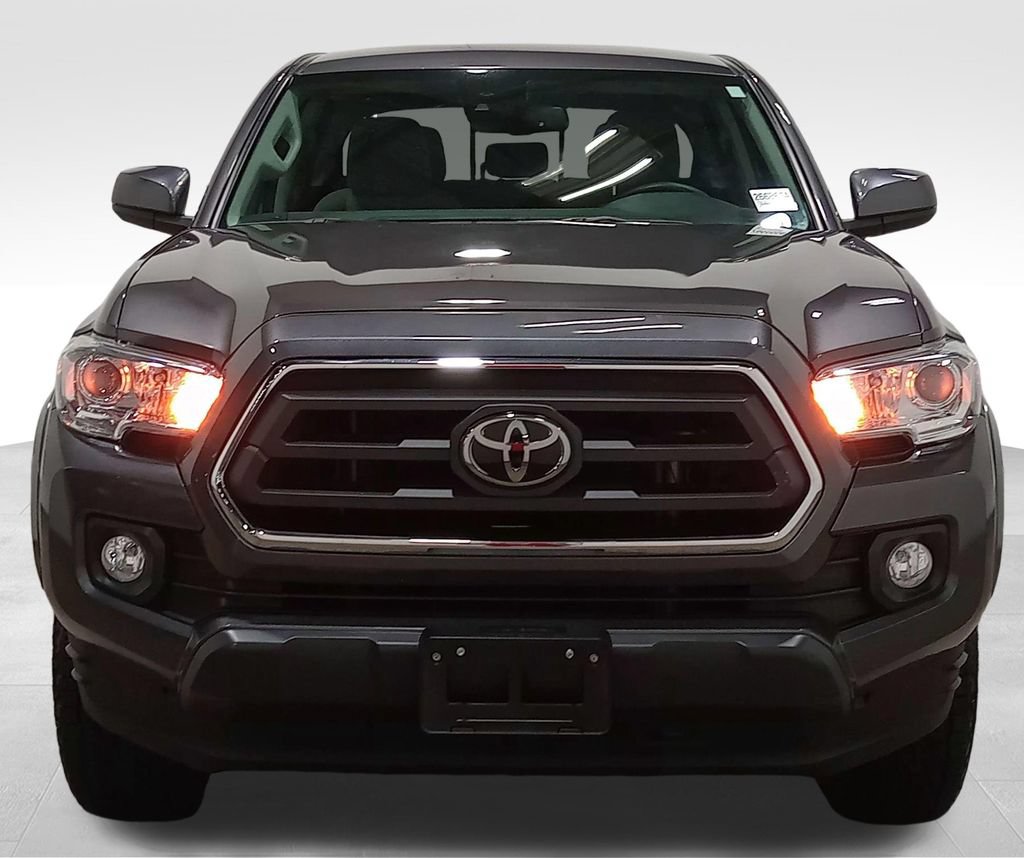 Used 2023 Toyota Tacoma SR5 AWD/4WD image 10