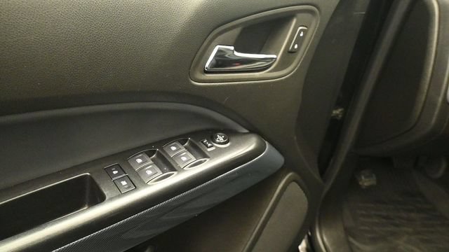 Used 2022 Chevrolet Colorado Z71 AWD/4WD image 14