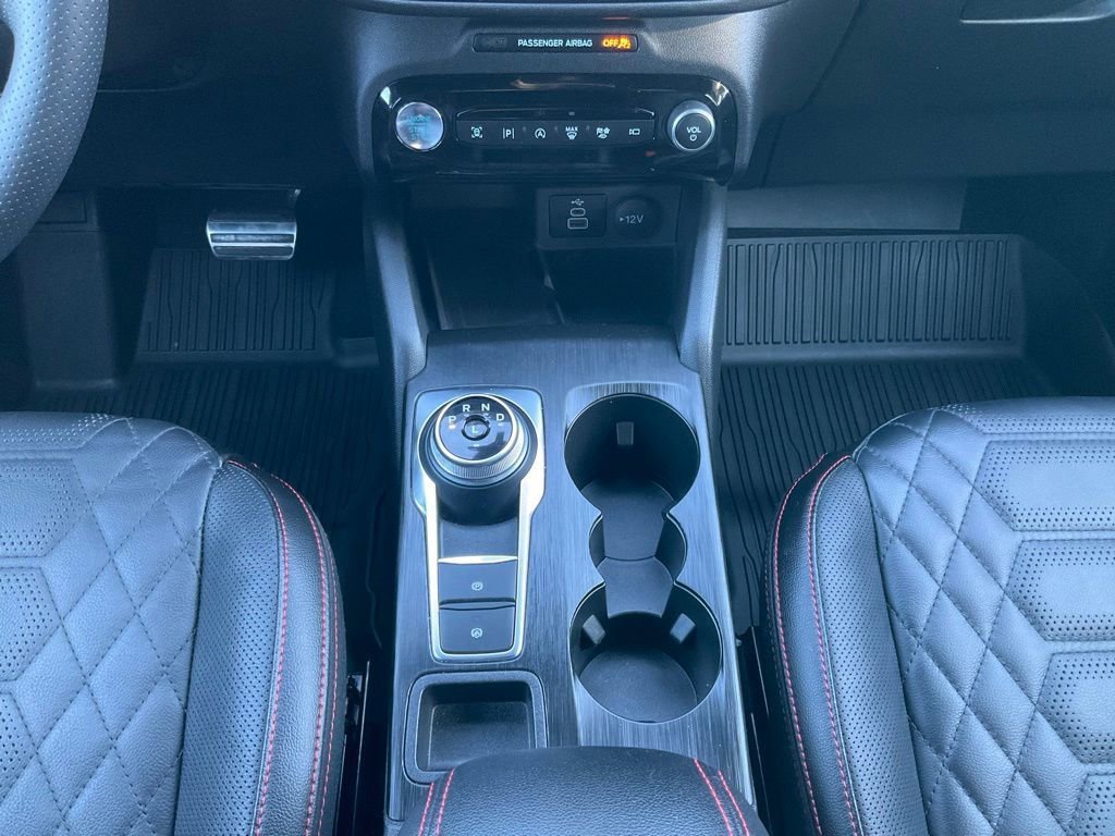 Certified 2024 Ford Escape ST-Line Elite w/ Premium Technology Package image 40