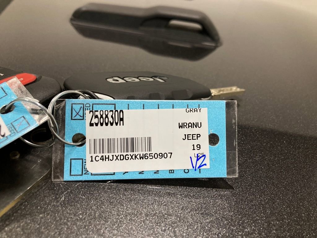 Used 2019 Jeep Wrangler Unlimited Sport image 28