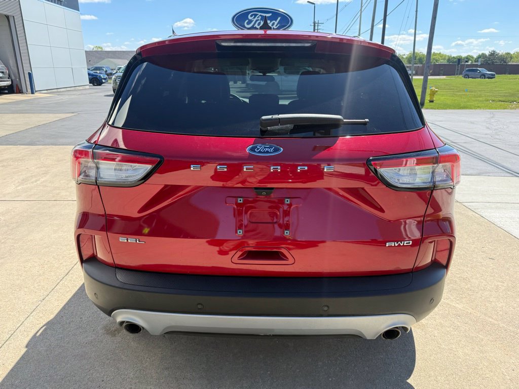 Certified 2021 Ford Escape SEL AWD/4WD image 10