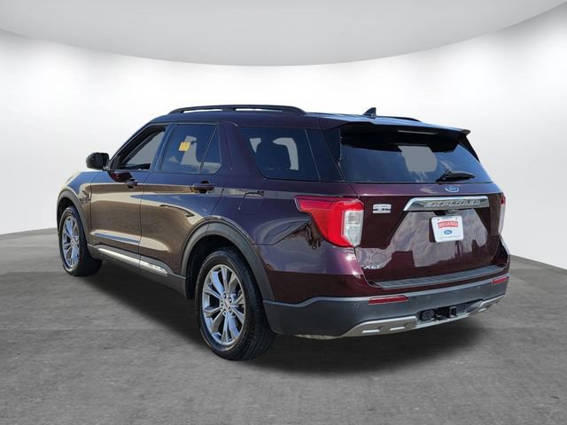 Certified 2022 Ford Explorer XLT w/ Equipment Group 202A image 6