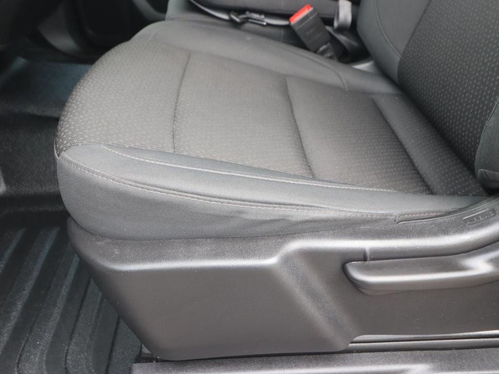 Used 2025 Chevrolet Silverado 1500 W/T RWD image 16