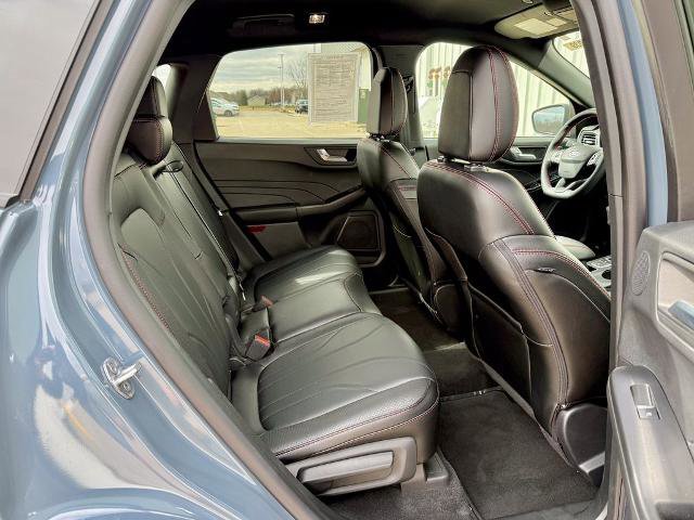 Certified 2025 Ford Escape ST-Line Elite w/ Premium Technology Package image 18