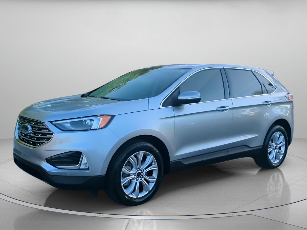 Certified 2023 Ford Edge Titanium image 5