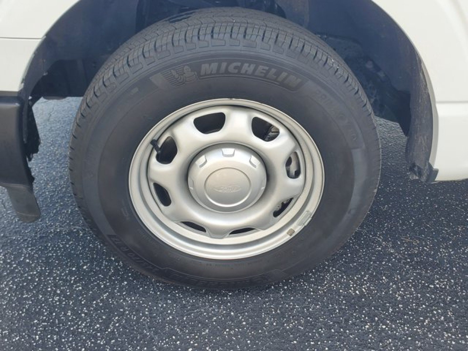 Certified 2024 Ford F150 XL RWD image 4