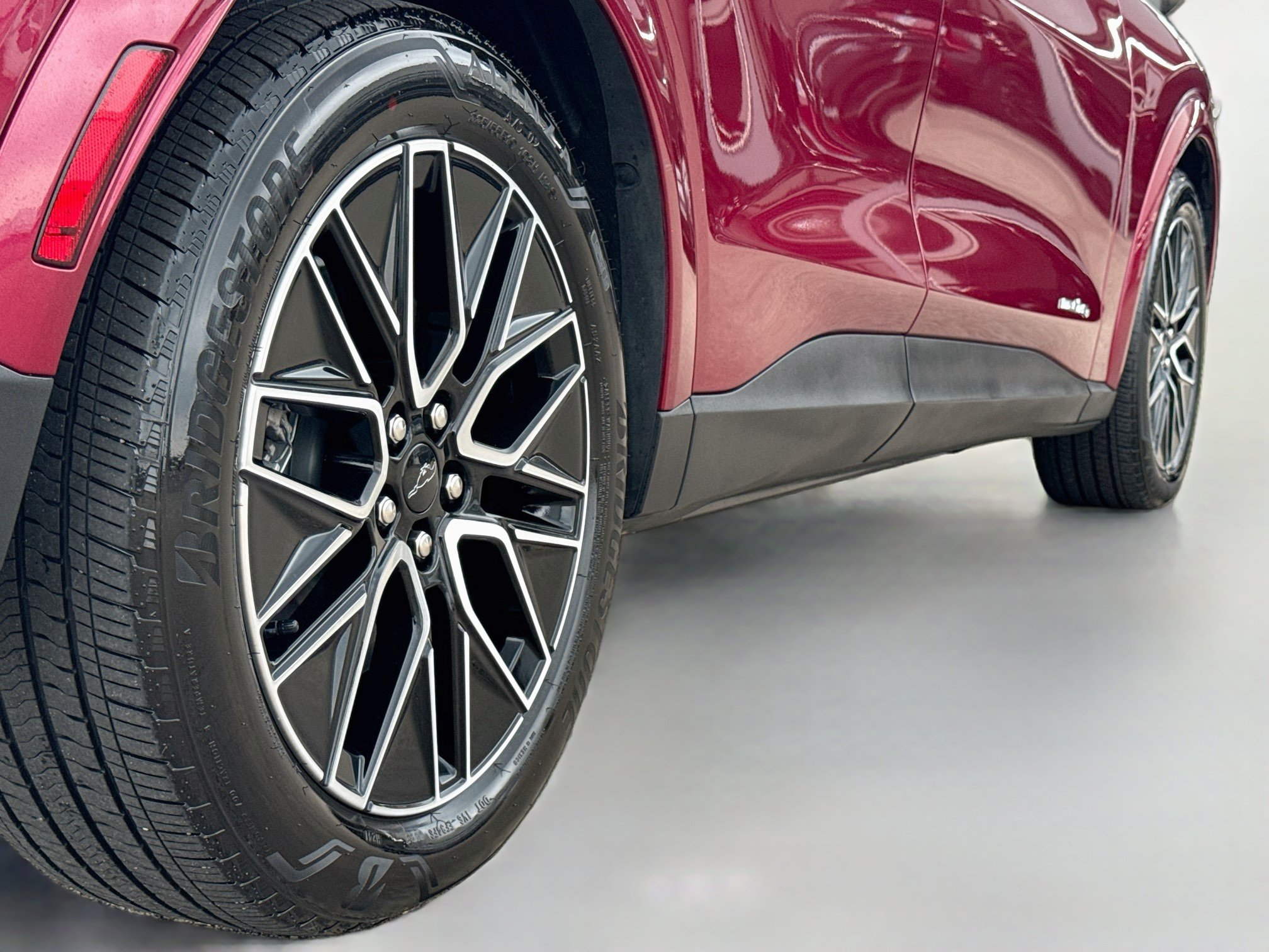 Certified 2025 Ford Mustang Mach-E Premium AWD/4WD image 9