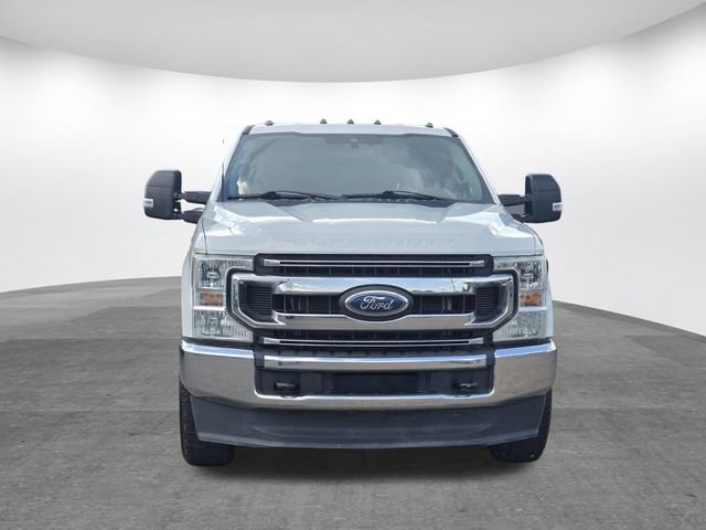 Certified 2022 Ford F250 XLT AWD/4WD image 2
