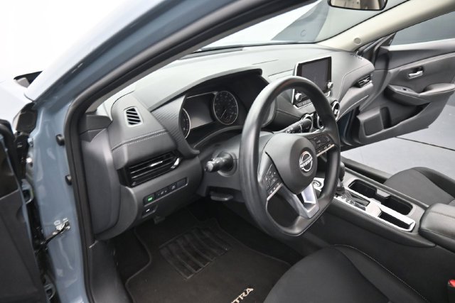 Used 2025 Nissan Sentra SV FWD image 26