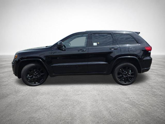 Used 2022 Jeep Grand Cherokee Laredo X AWD/4WD image 5