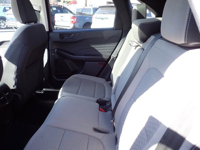 Certified 2022 Ford Escape SE w/ SE Sport Appearance Package image 17