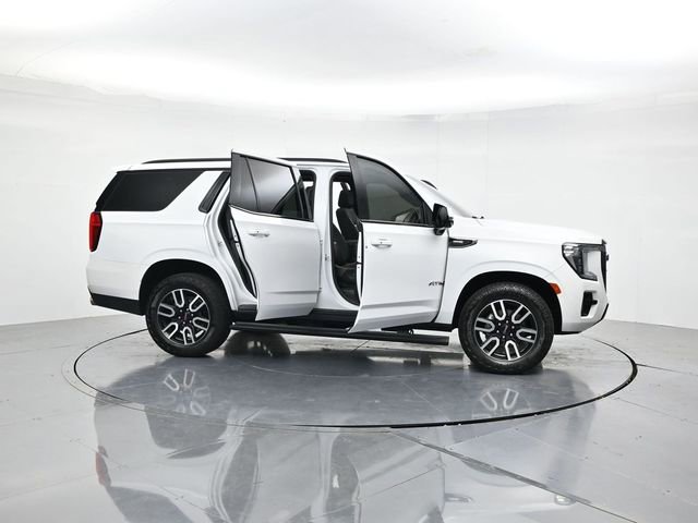 Used 2023 GMC Yukon AT4 w/ Technology Package AWD/4WD image 48