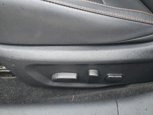 Used 2025 Nissan Sentra SR w/ SR Premium Package image 8