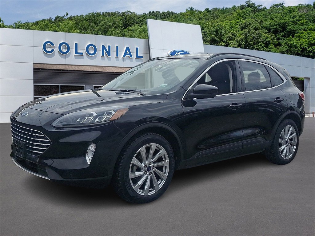 Certified 2022 Ford Escape Titanium w/ Titanium Elite Package image 3