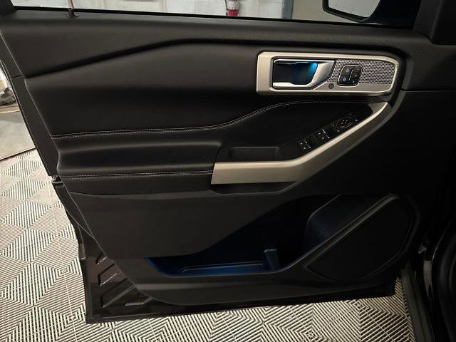 Certified 2021 Ford Explorer Limited w/ Equipment Group 301A image 15