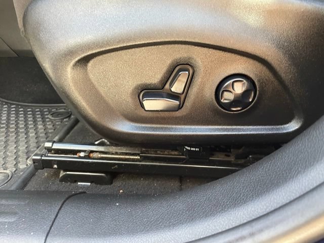 Used 2018 Jeep Renegade Altitude AWD/4WD image 11