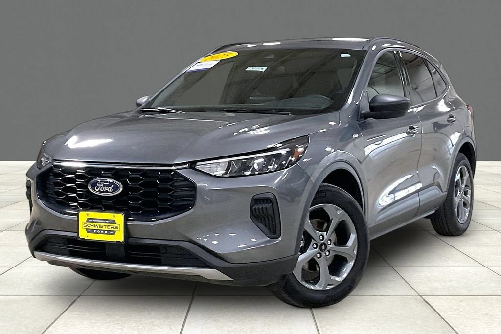 Certified 2025 Ford Escape ST-Line AWD/4WD image 2