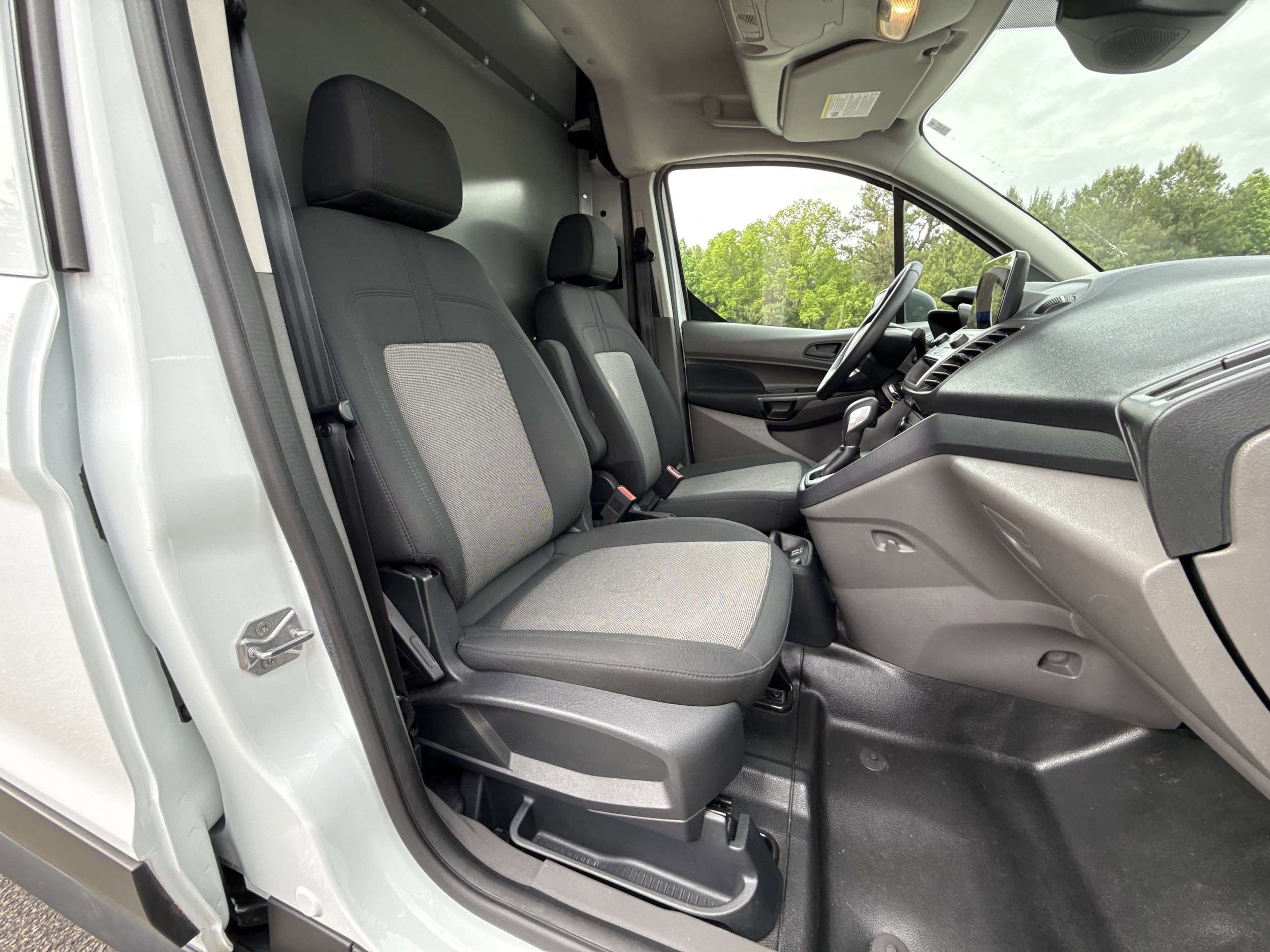 Certified 2020 Ford Transit Connect XL FWD image 19