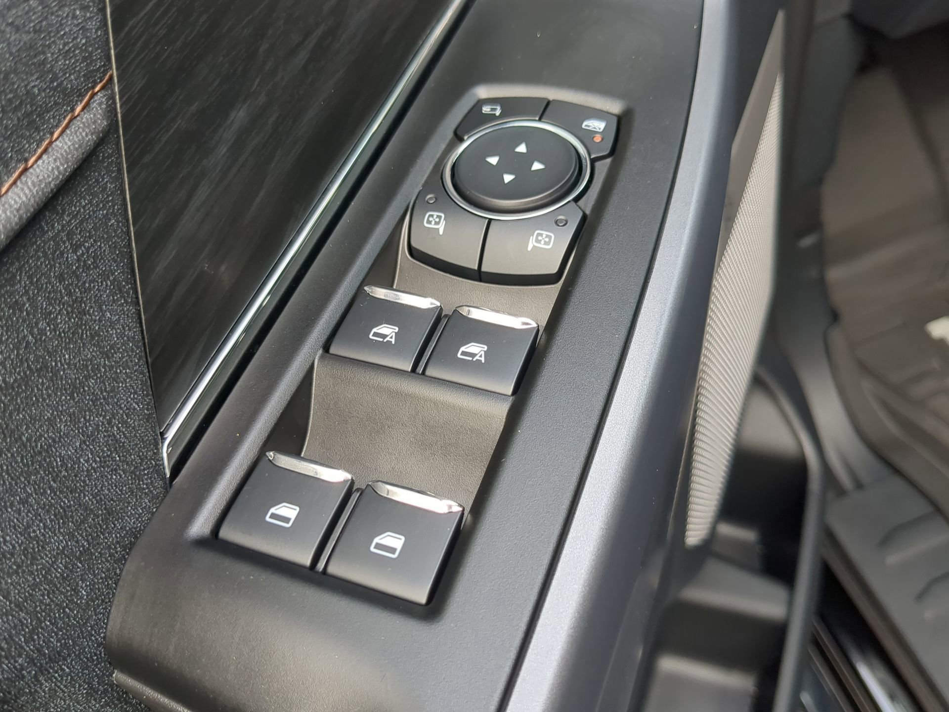 Certified 2025 Ford F150 Lariat w/ Equipment Group 502A High AWD/4WD image 55