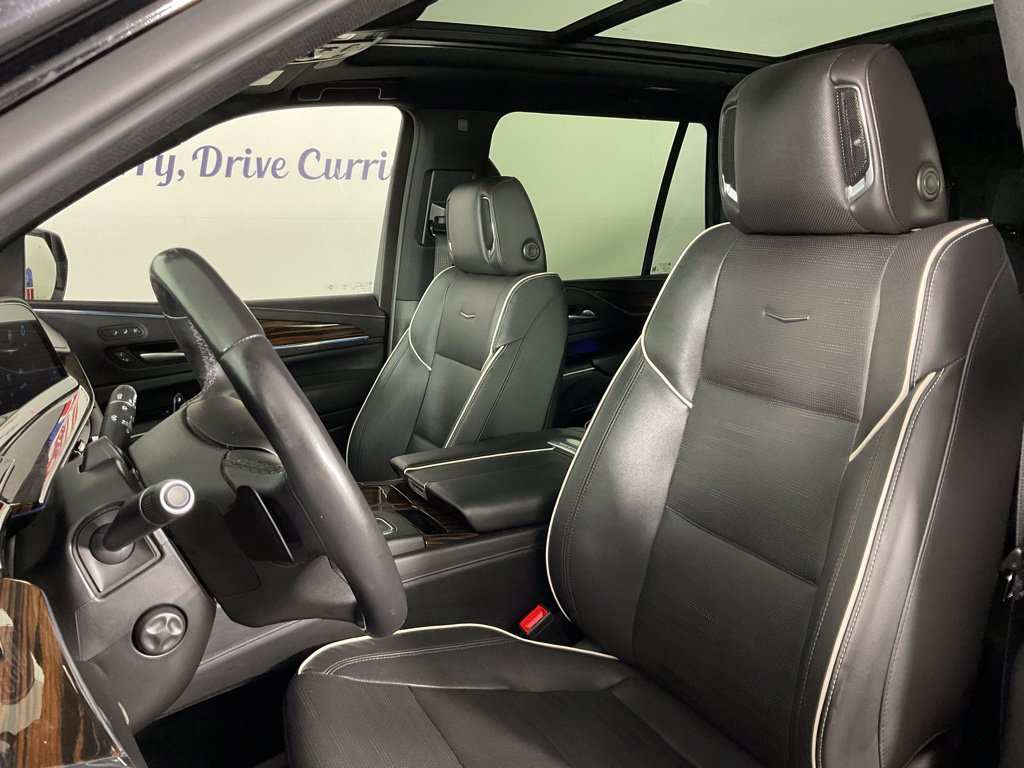 Used 2023 Cadillac Escalade Premium Luxury RWD image 14