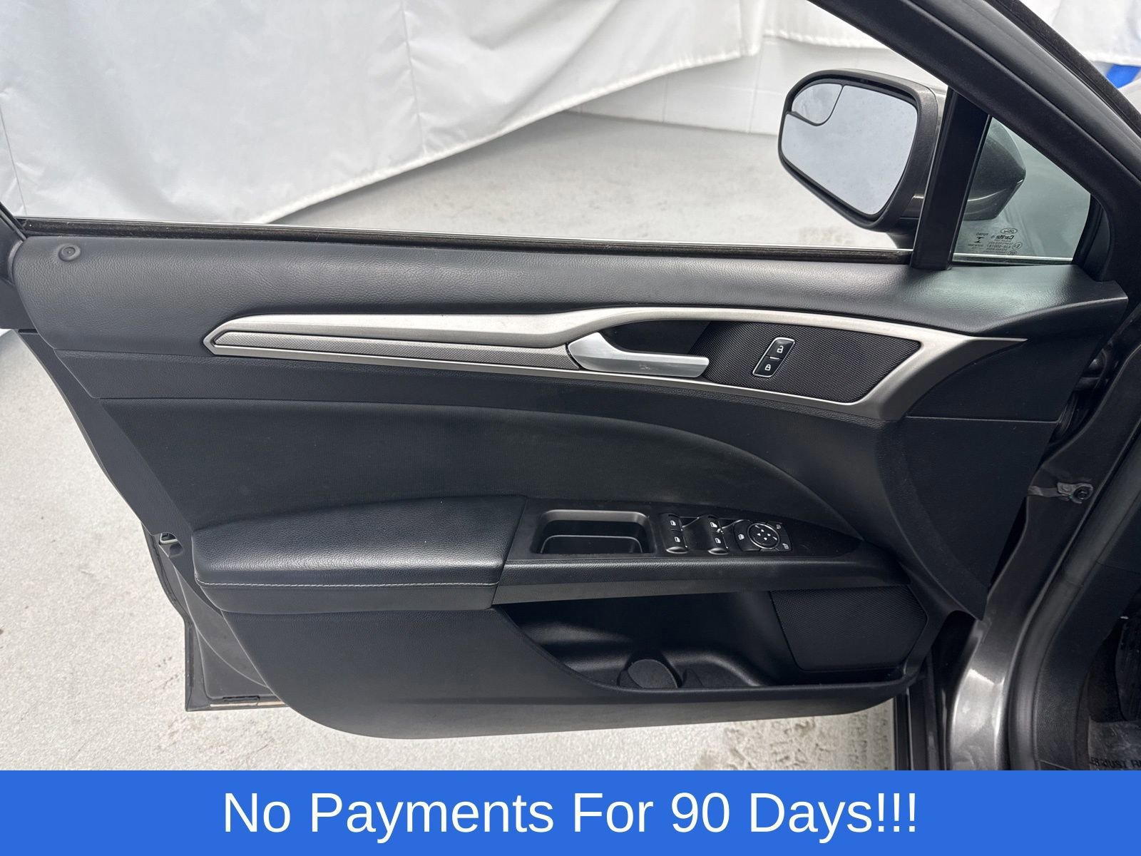 Certified 2017 Ford Fusion SE w/ Fusion SE Technology Package image 13