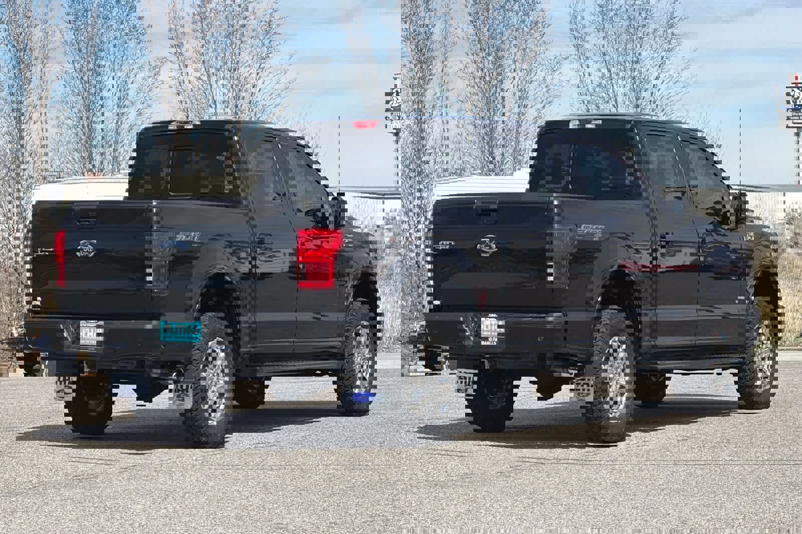 Certified 2017 Ford F150 XLT w/ Equipment Group 302A Luxury image 5