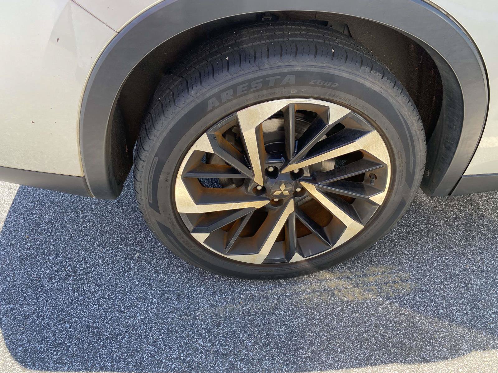 Used 2022 Mitsubishi Outlander SE AWD/4WD image 9