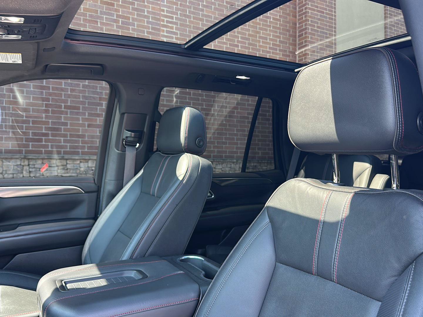 Used 2022 Chevrolet Tahoe RST w/ Luxury Package AWD/4WD image 11