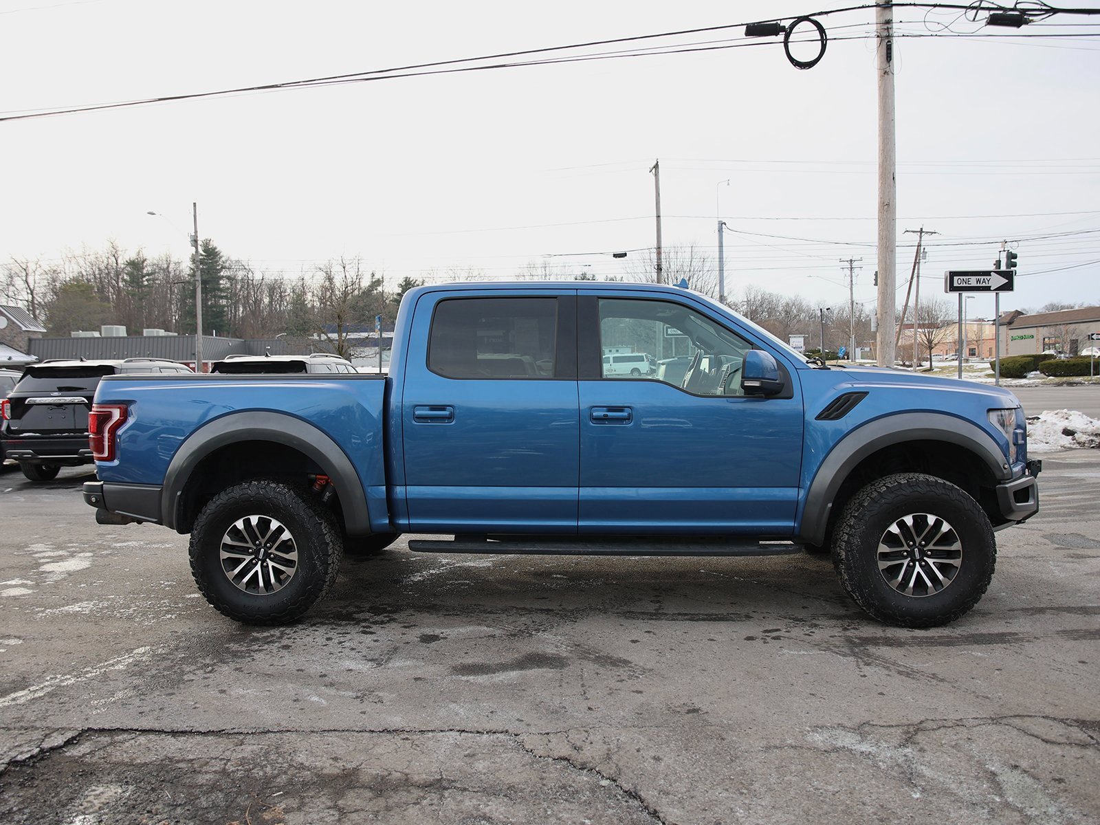 Certified 2020 Ford F150 Raptor w/ Equipment Group 802A Luxury image 8