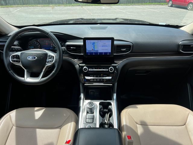 Certified 2023 Ford Explorer Limited w/ Equipment Group 301A AWD/4WD image 35