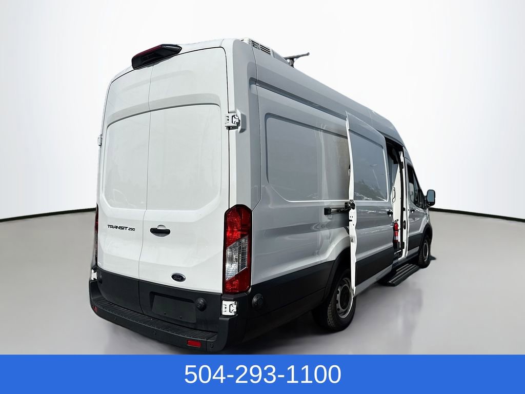 Certified 2024 Ford Transit 250 148 High Roof Extended RWD image 7