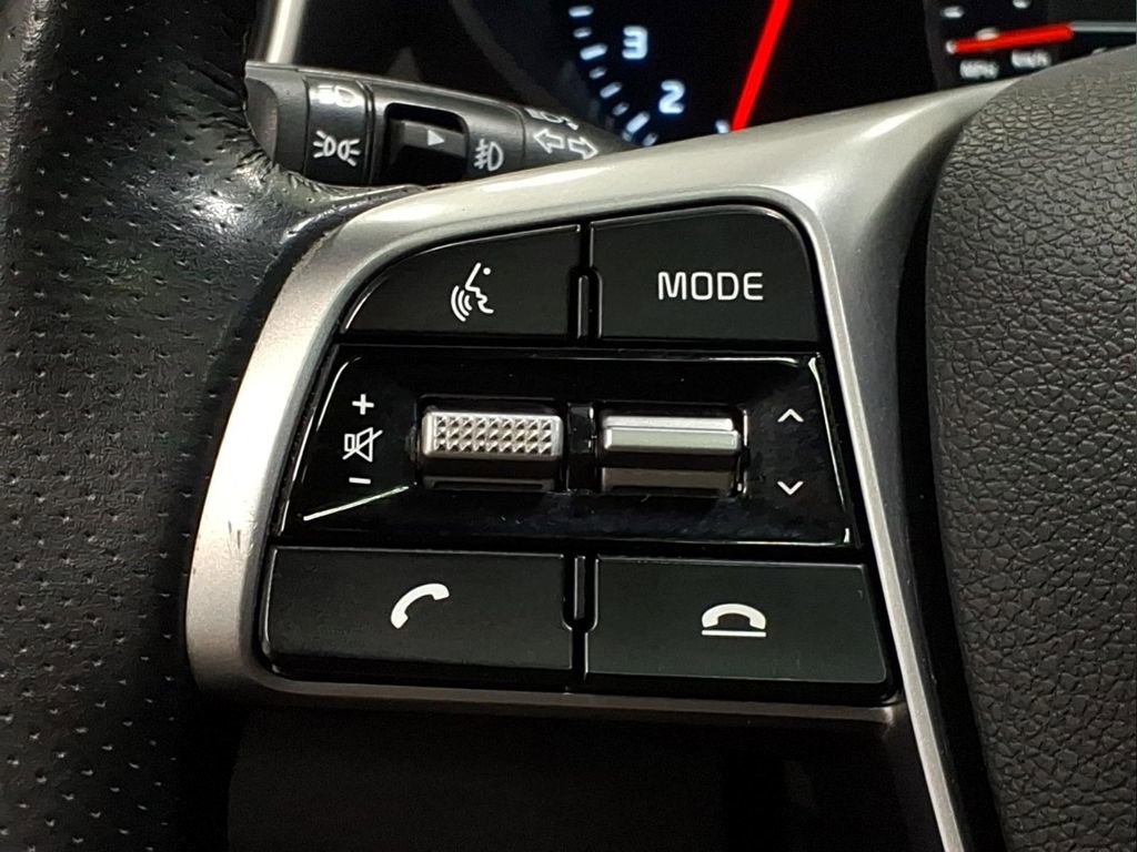 Used 2019 Kia Sorento SX FWD image 23