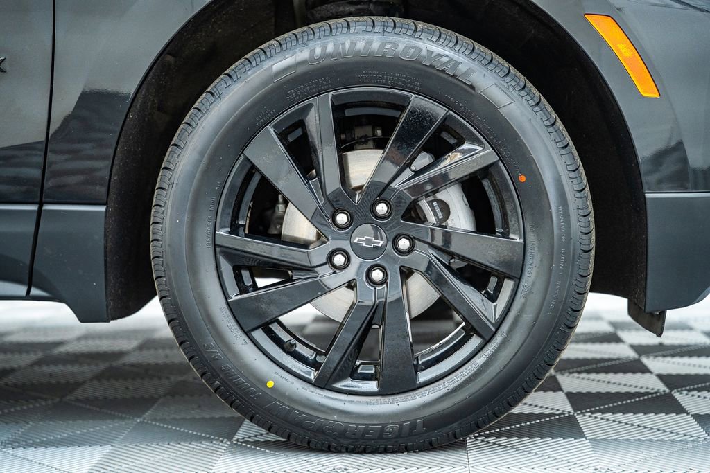 Used 2023 Chevrolet Equinox LS w/ LS Convenience Package AWD/4WD image 16