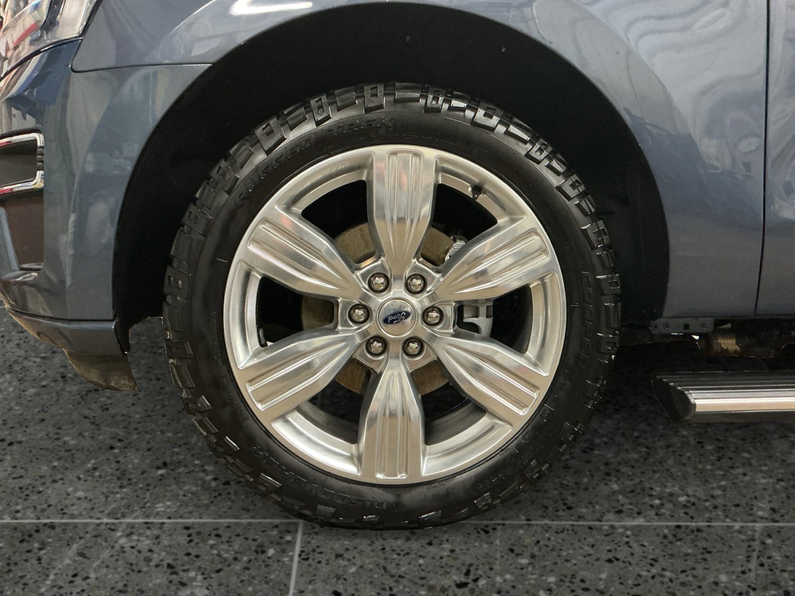 Certified 2023 Ford Expedition Max Platinum image 14