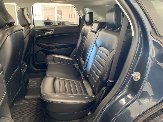 Certified 2022 Ford Edge SEL w/ Convenience Package AWD/4WD image 11