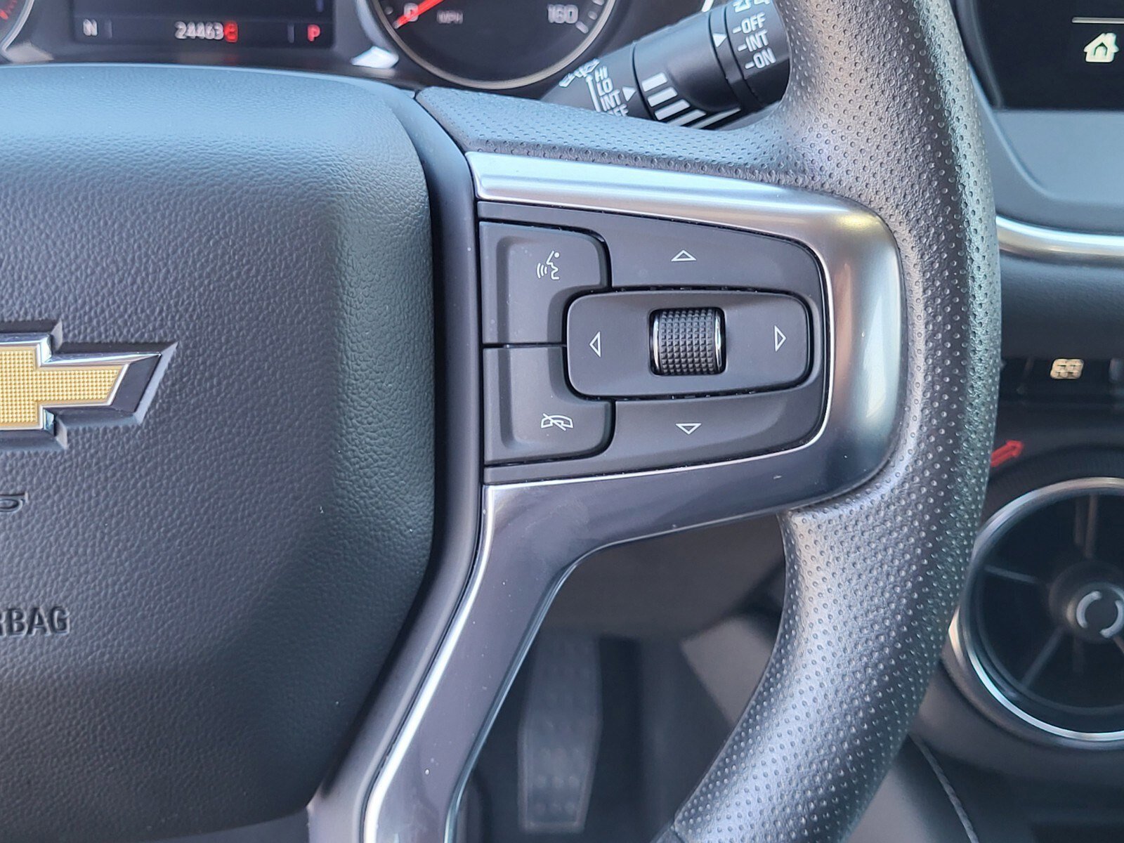 Used 2025 Chevrolet Blazer LT image 28