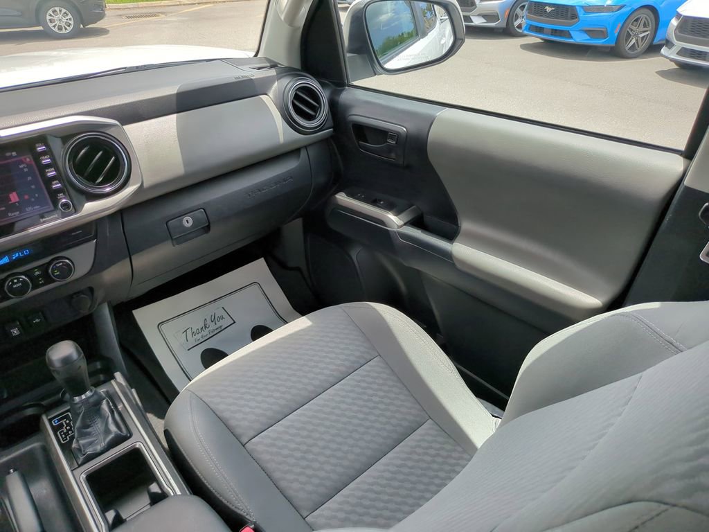Used 2021 Toyota Tacoma SR5 RWD image 19