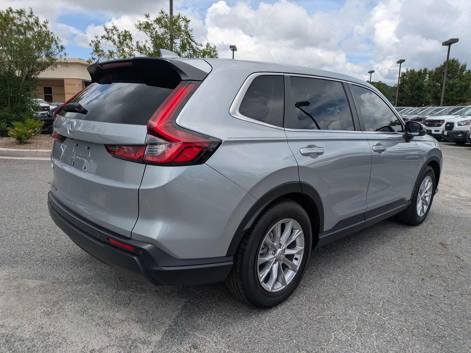 Used 2025 Honda CR-V EX-L image 2