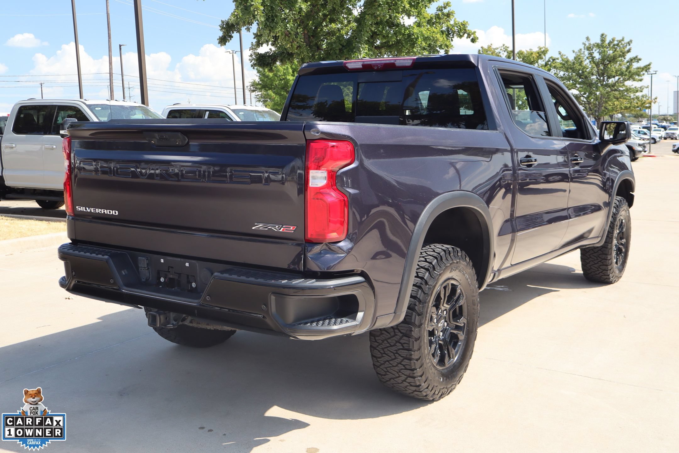 Used 2022 Chevrolet Silverado 1500 ZR2 w/ Technology Package AWD/4WD image 3