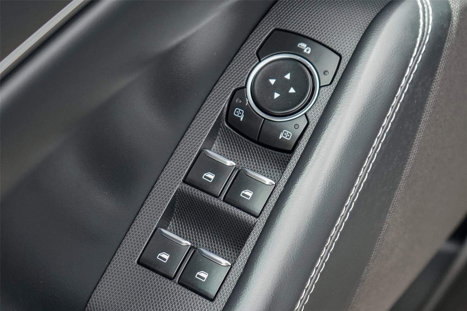 Certified 2025 Ford Mustang Mach-E Select image 20