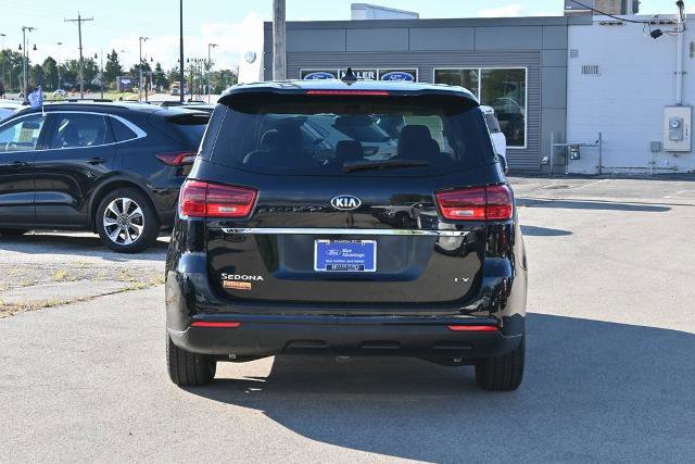 Used 2021 Kia Sedona LX image 4