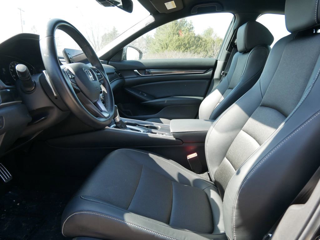 Used 2022 Honda Accord Sport image 8