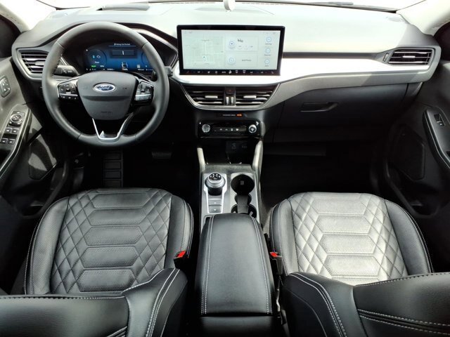 Certified 2023 Ford Escape Platinum w/ Premium Technology Package AWD/4WD image 16