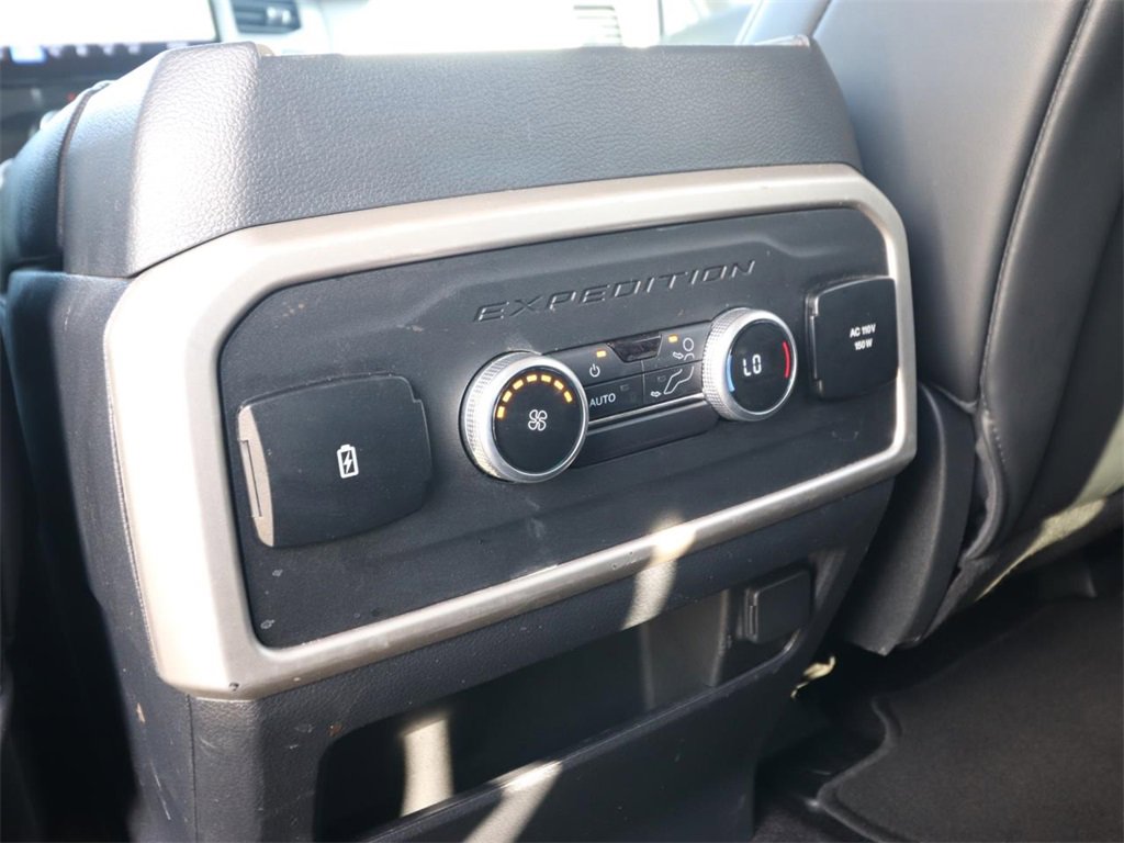 Certified 2022 Ford Expedition XLT image 13