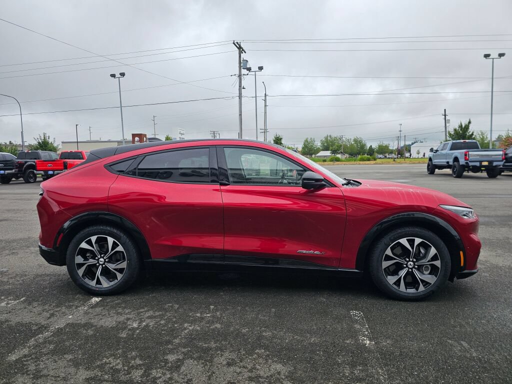 Certified 2021 Ford Mustang Mach-E Premium AWD/4WD image 5