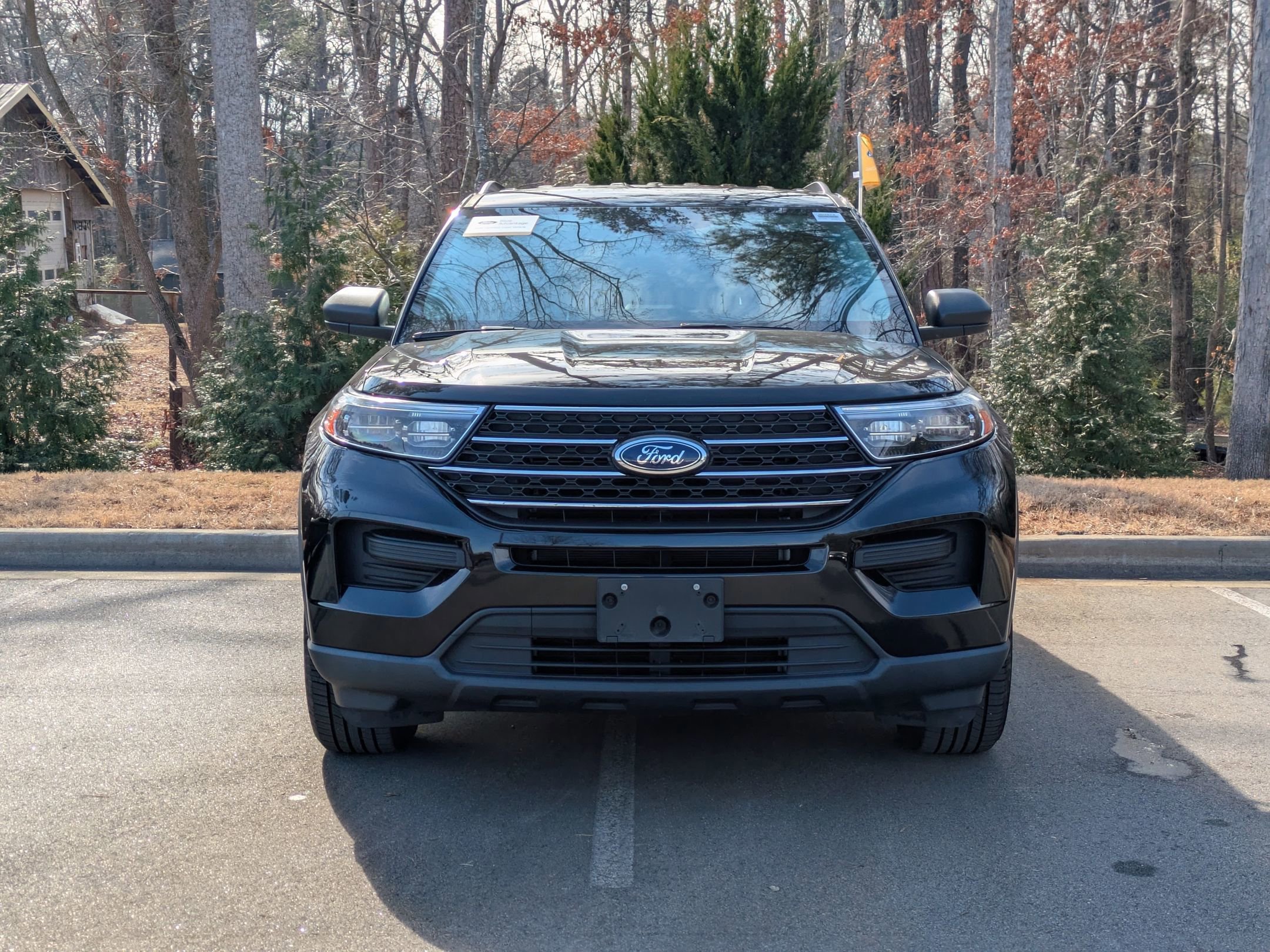 Certified 2022 Ford Explorer XLT image 7