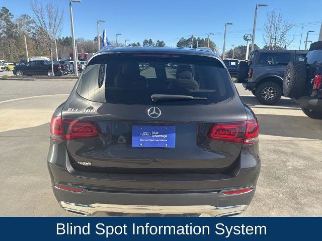 Used 2022 Mercedes-Benz GLC 300 image 3