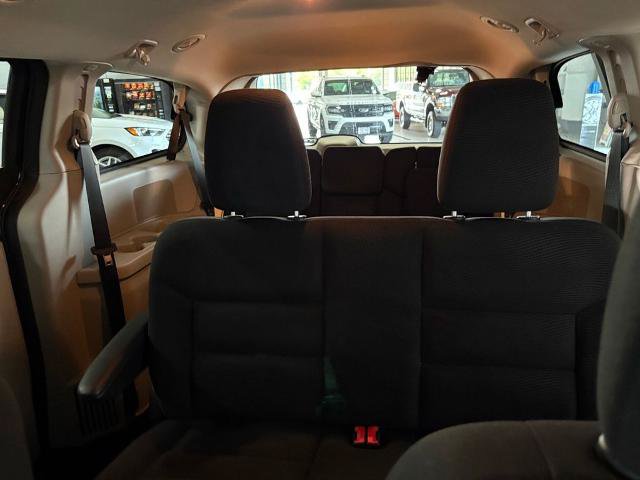 Used 2020 Dodge Grand Caravan SE FWD image 20