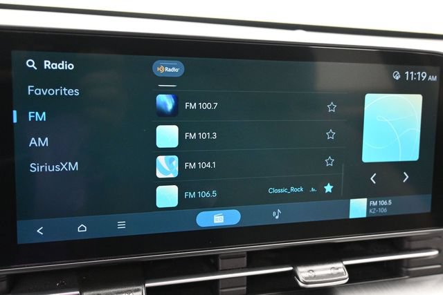 Used 2025 Hyundai Kona SEL FWD image 19